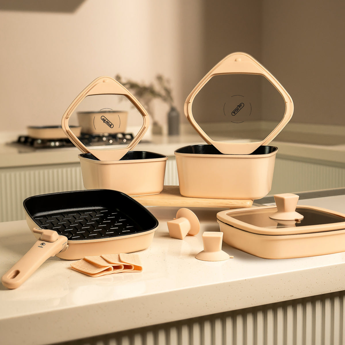 BOOHGLE 11-piece ceramic cookware set in Latte Beige