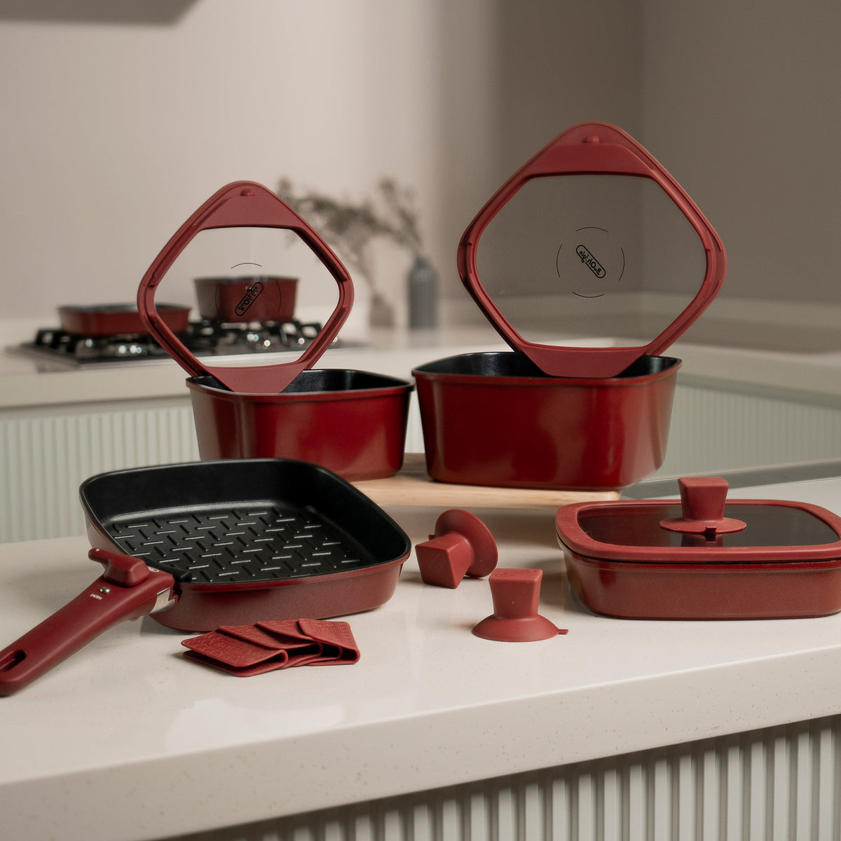 BOOHGLE 11-piece ceramic cookware set in Velvet Burgundy