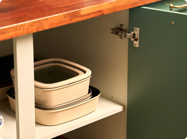 Why detachable handles change cabinet math.