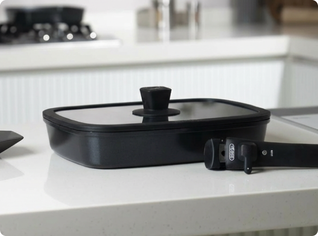Why rectangular cookware makes sense for long ingredients.